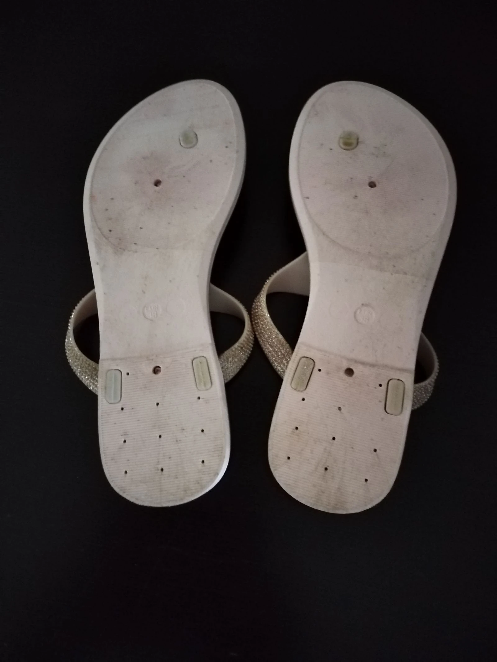 Beautiful pink and glitter strappy sandals, very comfortable and very soft, size 38. – photo 7